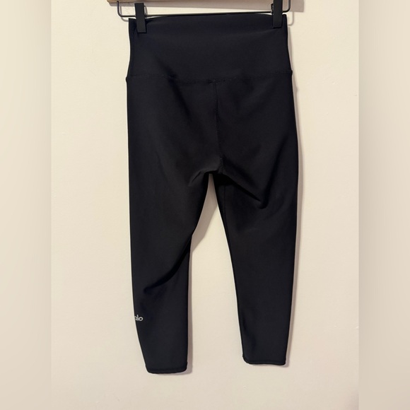 ALO Yoga Black High-Waist Cropped Leggings Small - Picture 2 of 4